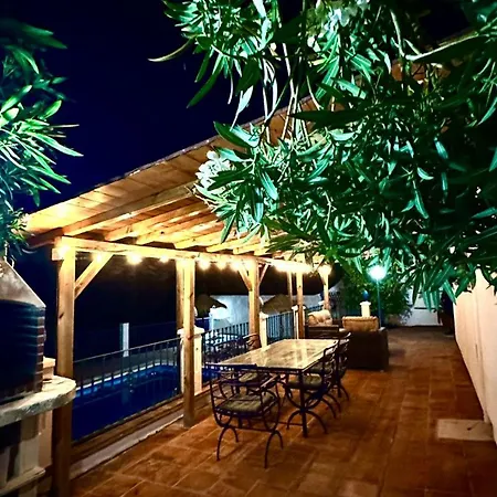 Vistas Al With Private Pool Chalet *